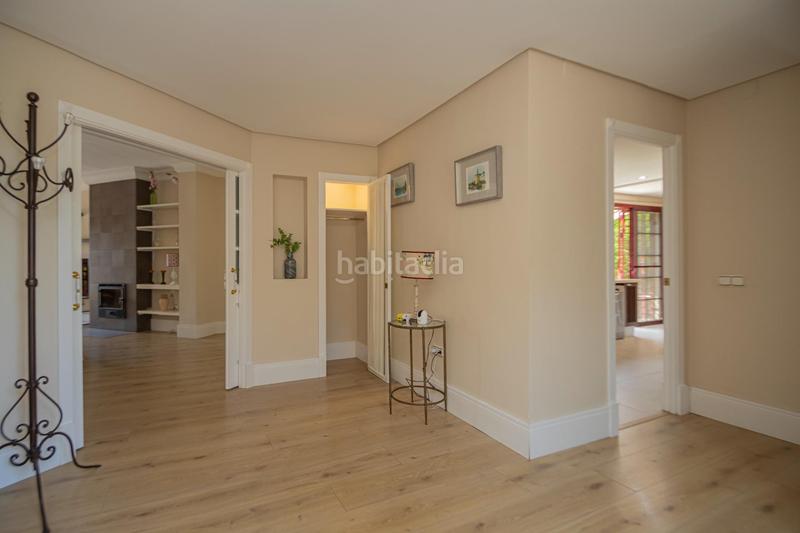 Foto 3f0b0622-935f-4b77-adf0-a9e0d43b34fa. Rent chalet with heating parking pool in El Zaudín - Club de Golf Bormujos