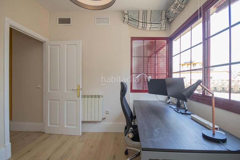 Foto ce7b9693-ec0f-4f0f-a0d2-491df2111716. Rent chalet with heating parking pool in El Zaudín - Club de Golf Bormujos