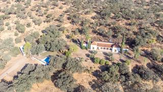 Bauernhof  Diseminados. Finca en higuera de la sierra