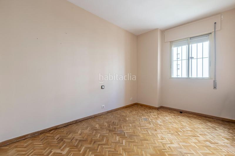 Foto 35c08fdc-4e04-4ac9-9ff2-974d4cae93e1. Appartement avec chauffage parking piscine dans La Buhaira Sevilla