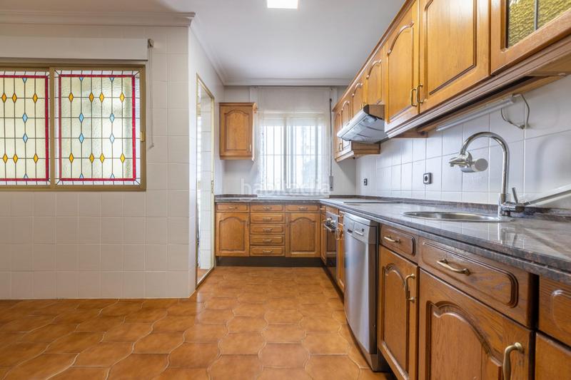 Foto 397f3c5c-f15d-4596-ad68-61f242d46605. Appartement avec chauffage parking piscine dans La Buhaira Sevilla