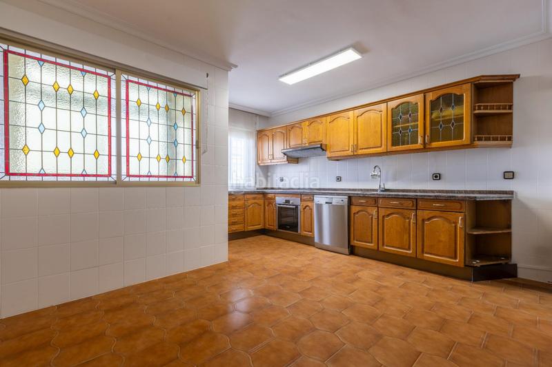 Foto 3bb16e6d-d107-46b5-aadd-d56c77ddf697. Appartement avec chauffage parking piscine dans La Buhaira Sevilla