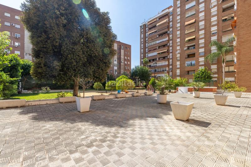 Foto 8bcc224f-b449-4f5b-8eaf-b48990979a1a. Appartement avec chauffage parking piscine dans La Buhaira Sevilla