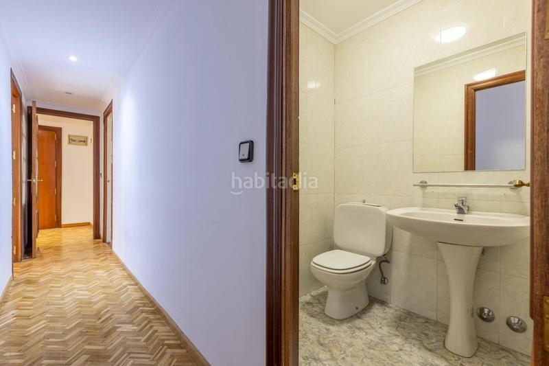 Foto a8b92668-042c-4391-b5b9-f08cbf6eff2d. Appartement avec chauffage parking piscine dans La Buhaira Sevilla