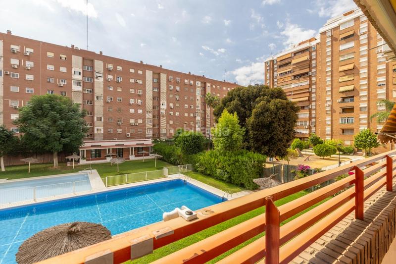 Foto cfb7efd6-bfa6-4b46-b4cf-daef7a651252. Appartement avec chauffage parking piscine dans La Buhaira Sevilla