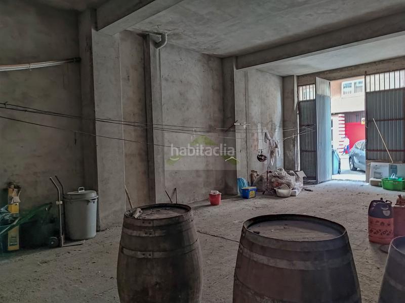 Foto 0ac057c4-9d75-4bf7-85e6-63ed0c4fd8c6. Location local commercial dans Os Mallos Coruña (A)