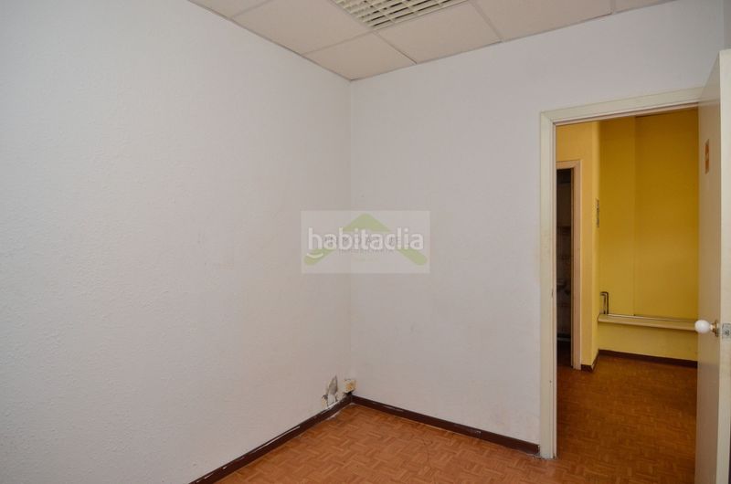 Foto 7bff5947-fd0b-44df-99b0-f8096055df76. Rent business premise in Monte Alto - Zalaeta - Atocha Coruña (A)
