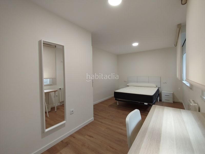 Foto 26167d66-eb1e-42d7-a89c-89c30135508d. Rent flat with heating in Sagrada Familia Coruña (A)