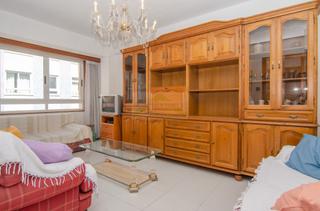Lloguer Pis a Os Mallos. Estudiantes.- piso de 81m2, zona mallos (a 400 metros de la esta