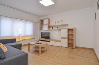 Lloguer Pis a Perillo. Estudiantes.- piso de 84m2, zona santa cristina (oleiros), prime