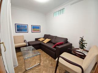 Lloguer Pis a Os Mallos. Estudiantes.- piso de 84m2, zona mallos (avenida mallos), próxim