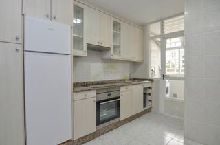 Miete Etagenwohnung in Someso - Matogrande. Estudiantes.- piso de 103m2, zona barrio de las flores ( 4 dormi