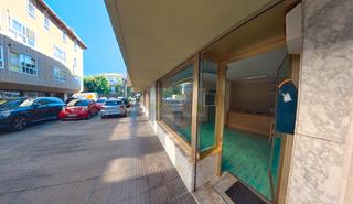 Business premise in Rúa Darwin