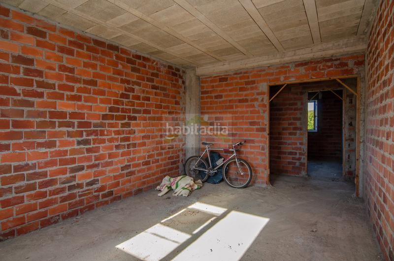 Foto d4b2d3dc-0b80-411c-8063-701c05b46294. Casa amb aparcament a Cerceda