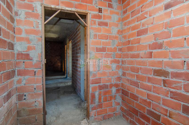 Foto e84086f1-d918-4ec4-8de0-3e69fe81d18c. Casa amb aparcament a Cerceda