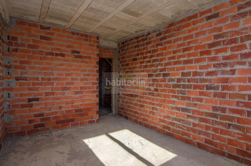 Foto fdb49e37-93ef-4b6f-891f-e6af159ec6c0. Casa amb aparcament a Cerceda