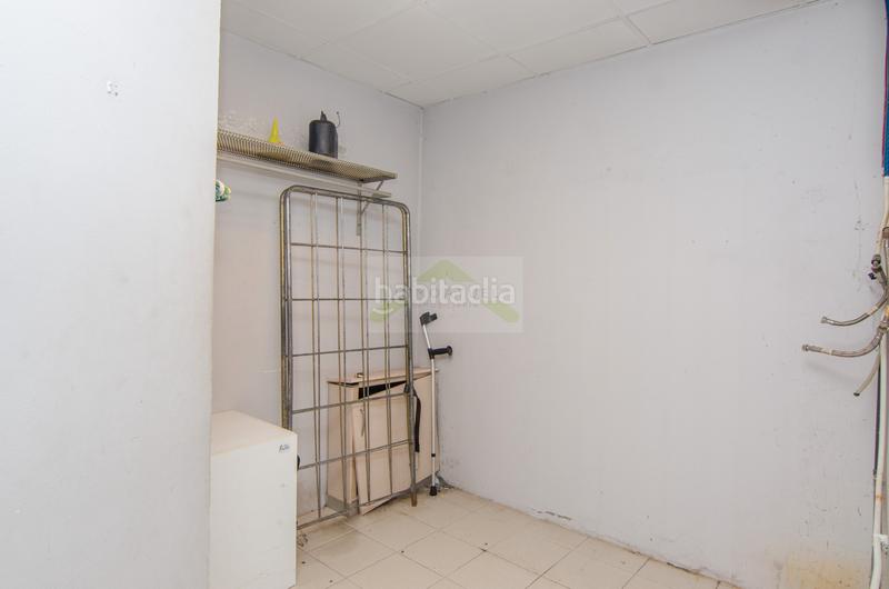 Foto a5e5ad79-2848-4fbe-a6b3-69c4a2257aed. Location local commercial avec chauffage dans Os Mallos Coruña (A)