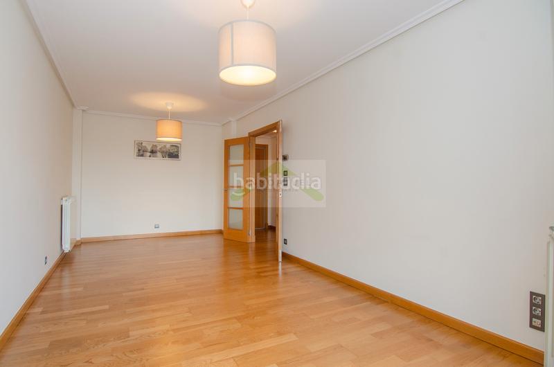 Foto 5fe44c33-827a-495d-9e26-985b618a9079. Appartement avec chauffage parking dans Vioño Coruña (A)