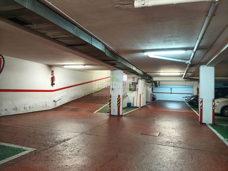 Foto 4422ac29-73f8-4efd-8f1c-dc2013eace24. Alquiler local comercial en ronda de outeiro 176 entreplanta de 127m² con garaje en ronda de outeiro – ideal negocio o academia. - a coruña en Coruña (A)
