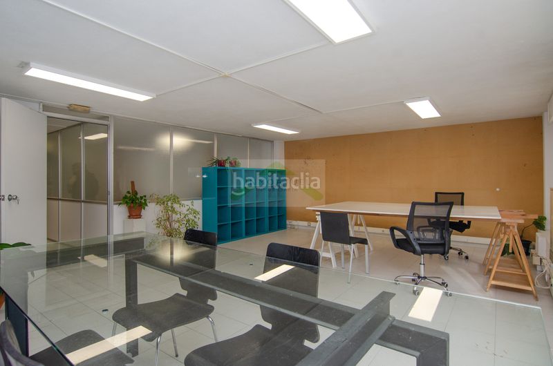 Foto 4e27cc4c-f9bc-43ab-b6a9-9e7e2301e7a0. Alquiler local comercial en ronda de outeiro 176 entreplanta de 127m² con garaje en ronda de outeiro – ideal negocio o academia. - a coruña en Coruña (A)