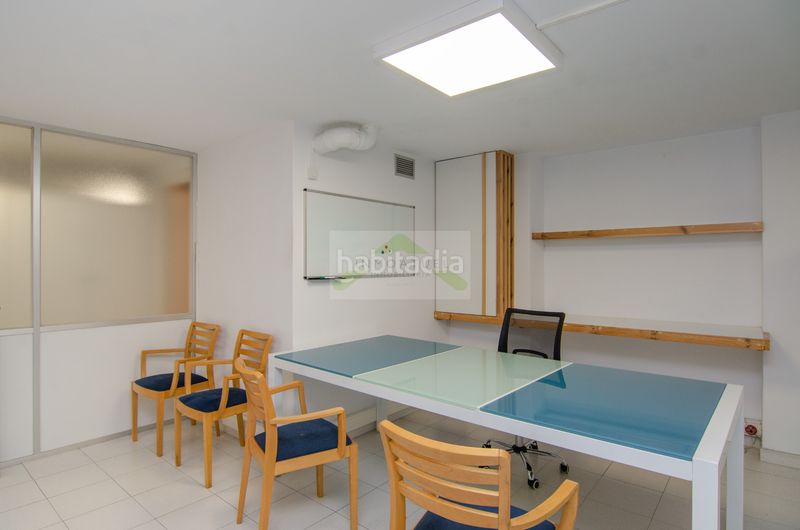 Foto 71b2608f-9155-483a-bb2f-a1b1446d9285. Alquiler local comercial en ronda de outeiro 176 entreplanta de 127m² con garaje en ronda de outeiro – ideal negocio o academia. - a coruña en Coruña (A)