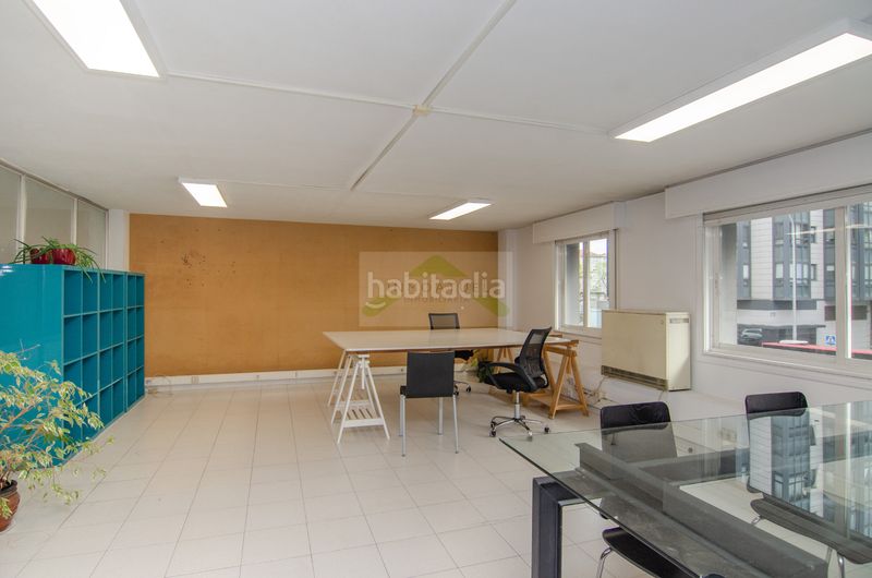 Foto cb2528c0-0174-466b-8af3-0aad3d970159. Alquiler local comercial en ronda de outeiro 176 entreplanta de 127m² con garaje en ronda de outeiro – ideal negocio o academia. - a coruña en Coruña (A)