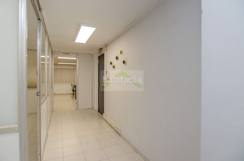 Foto d1355af2-1755-4e89-b28d-508c6a4b7948. Alquiler local comercial en ronda de outeiro 176 entreplanta de 127m² con garaje en ronda de outeiro – ideal negocio o academia. - a coruña en Coruña (A)