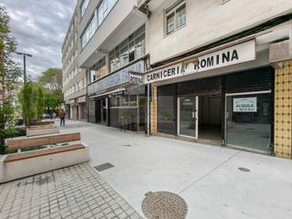 Business premise in Rúa Sagrada Familia 24