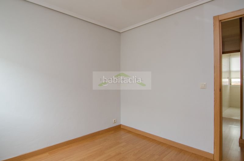 Foto 73806a6a-99b9-4631-9234-d7aa5e1f23a1. Pis a Sagrada Familia Coruña (A)