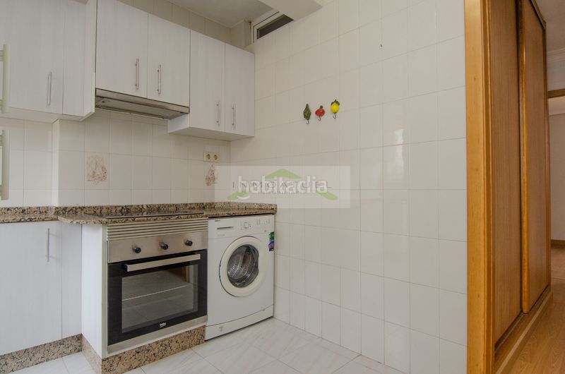 Foto d4fe711c-6639-42cf-b067-66fa87f174bd. Pis a Sagrada Familia Coruña (A)