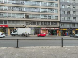 Local Comercial  Ronda de outeiro. Entresuelo de 111m2 ubicado sobre la ronda de outeiro, a solo 40