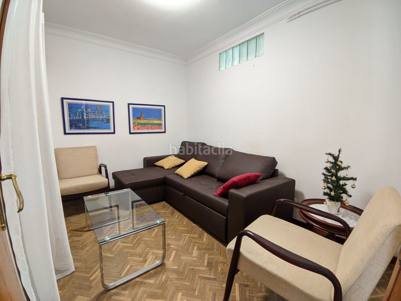 Foto b2c55e72-dc57-4ec2-bbd6-6edb3bb347b8. Rent flat in Os Mallos Coruña (A)
