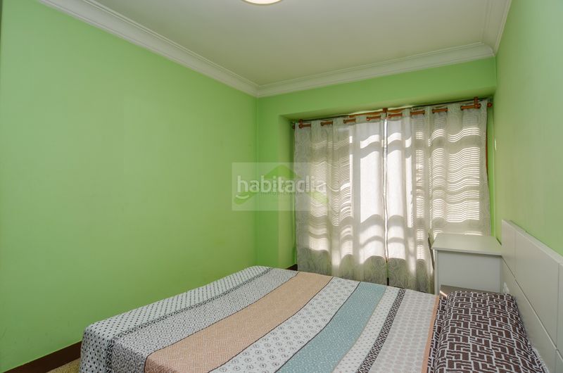 Foto baf76f40-cf4d-40a3-b781-bc6fc0dd512b. Rent flat in Os Mallos Coruña (A)