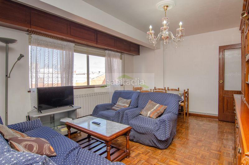 Foto a8eb47c5-0a68-4544-aefd-2872941d1f74. Location appartement avec chauffage dans Os Mallos Coruña (A)