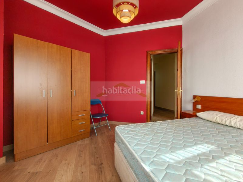 Foto 0c6d2a07-f496-4f06-b9cb-316e836df062. Rent flat in Os Mallos Coruña (A)