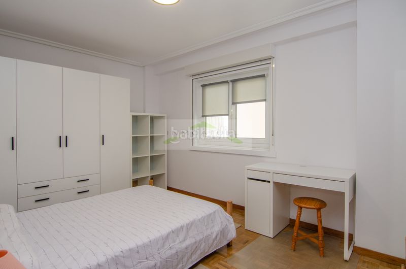 Foto 29579d99-64e1-4f41-b6cd-1fc5def811b3. Rent flat in Os Mallos Coruña (A)