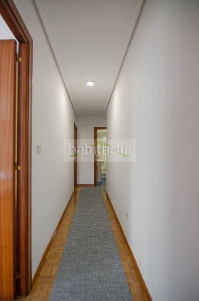 Foto 34bc5a63-1605-4a69-b190-7d12e919df86. Rent flat in Os Mallos Coruña (A)