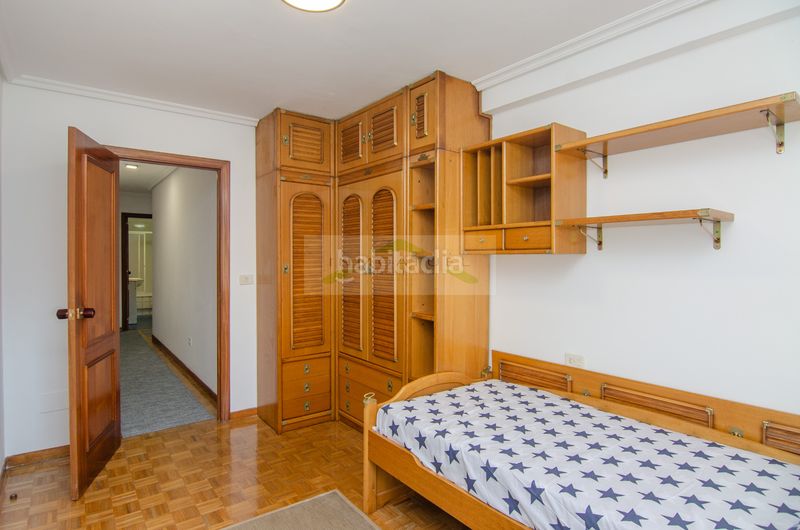 Foto 7ee15ba1-d345-427a-9c83-cba9812071fc. Rent flat in Os Mallos Coruña (A)