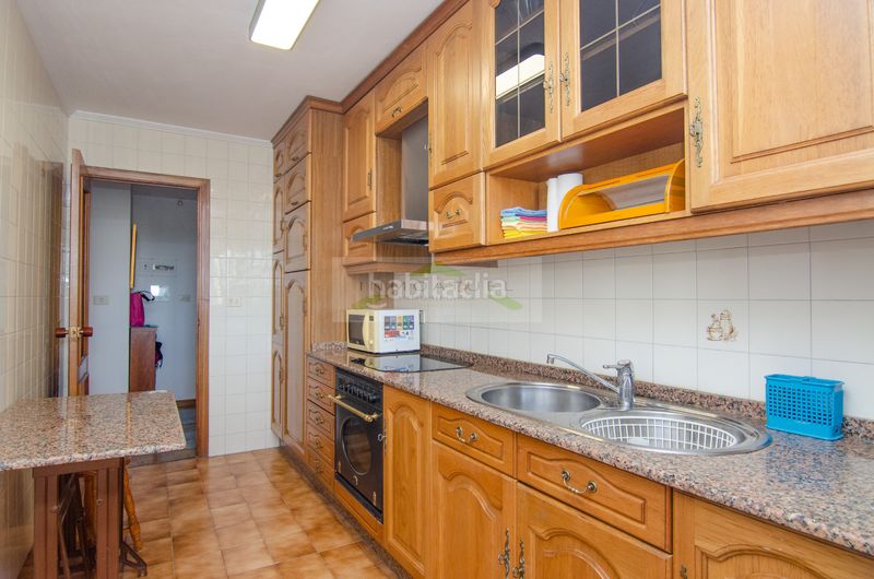 Foto b8e45a32-c25f-40e4-bd20-c2fbd4ec2039. Rent flat in Os Mallos Coruña (A)