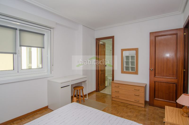 Foto e06f71c8-bfdc-4365-b581-55ab31edd4b3. Rent flat in Os Mallos Coruña (A)