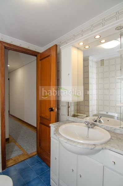Foto f28d6b8f-c8b5-4dca-9a26-42df3a432364. Rent flat in Os Mallos Coruña (A)