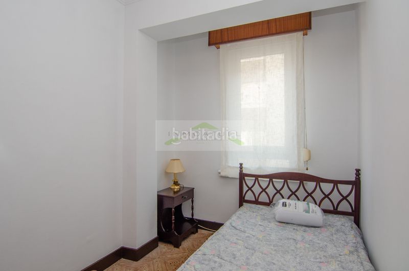 Foto fc22e502-c6aa-46ab-b330-5d756bb118d0. Rent flat in Os Mallos Coruña (A)