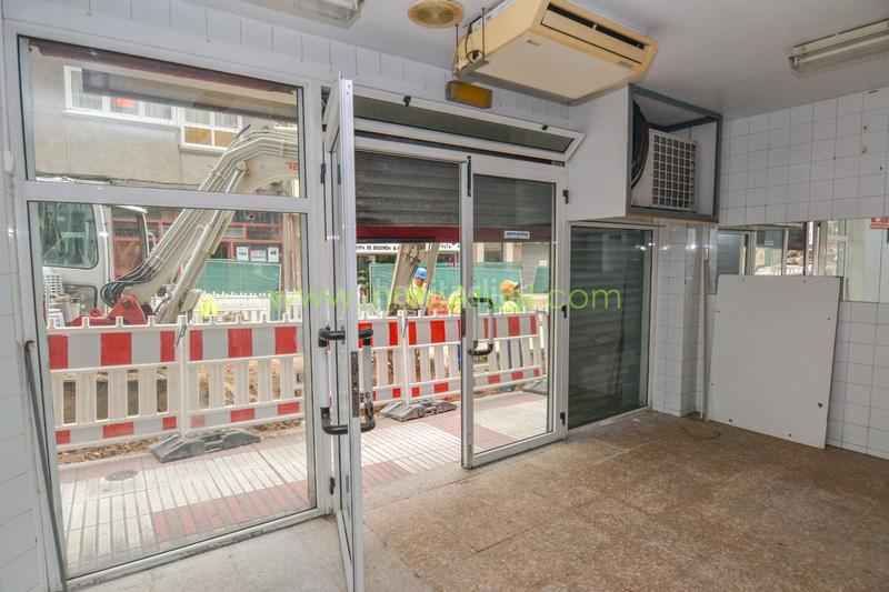 Foto a5e53789-dba8-4b5c-b198-cc60765d79e1. Miete geschäftsraum in rúa Sagrada Familia 24 in Sagrada Familia Coruña (A)