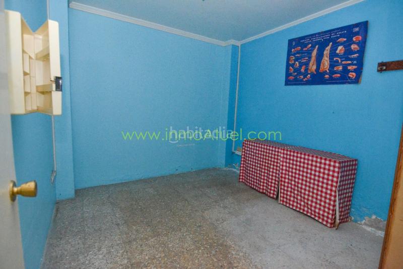 Foto b4308ec2-cb9a-40bd-8dfe-d4b74bc1a021. Alquiler local comercial en rúa Sagrada Familia 24 en Coruña (A)