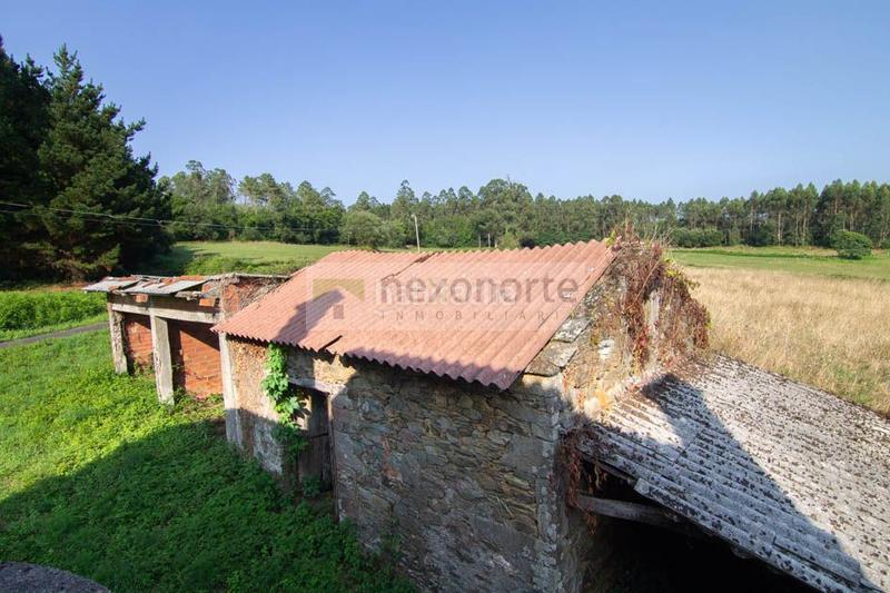 Foto b4542a5f-df9c-474c-9b2e-298666e01d4a. Masía casa rural en venta . en Moeche