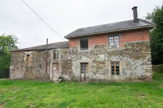 Masia en Queiroga 4. Casa rural en venta en somozas, 3 dormitorios.