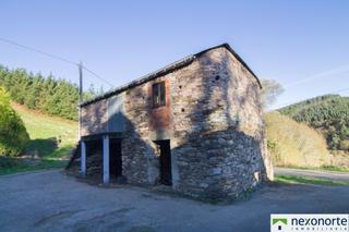 Masia en Muras. Casa rural en venta en muras.