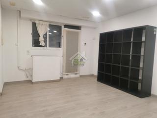 Local Comercial  Carrer de cermeo. Local / trastero ideal inversores