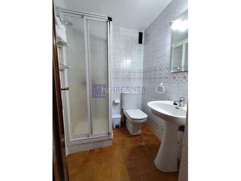 Foto 46a84e98-6836-48f7-bfd0-ef02586c8ff0. Piso  venta Centro en Centro Cáceres