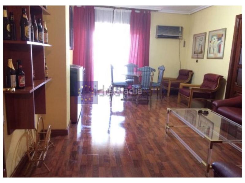 Foto 53ff06c8-4cb9-4c26-a9cf-2b68b78250f4. Piso  venta Centro en Centro Cáceres